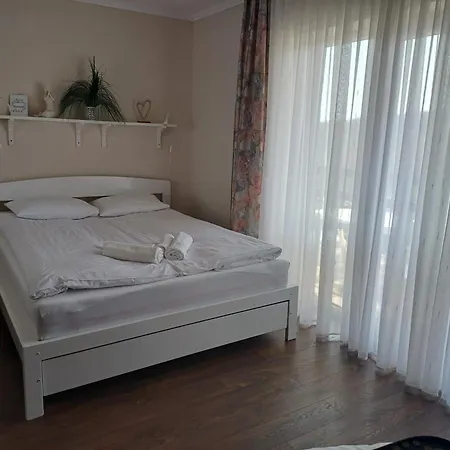 公寓 Napola 巴拉顿诺尔马迪